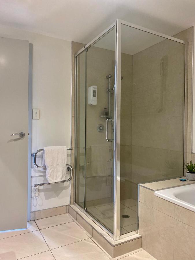 Modern Beach Apartment With Pool & Location Mount Maunganui Zewnętrze zdjęcie