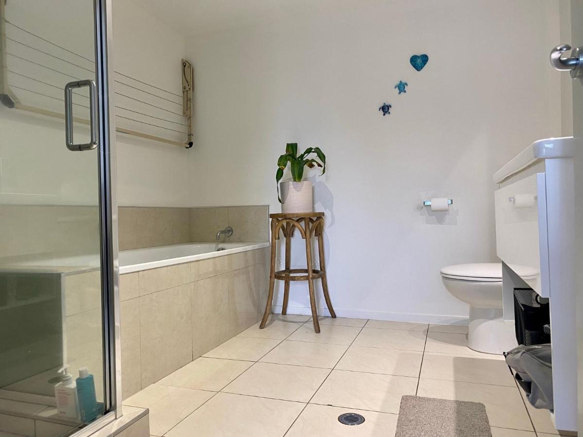 Modern Beach Apartment With Pool & Location Mount Maunganui Zewnętrze zdjęcie